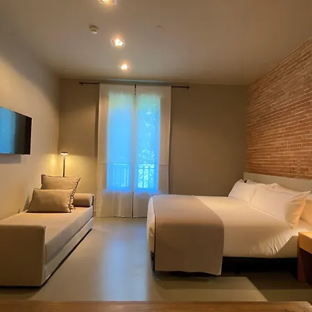 Colectia Pau Claris 4* Barcelona