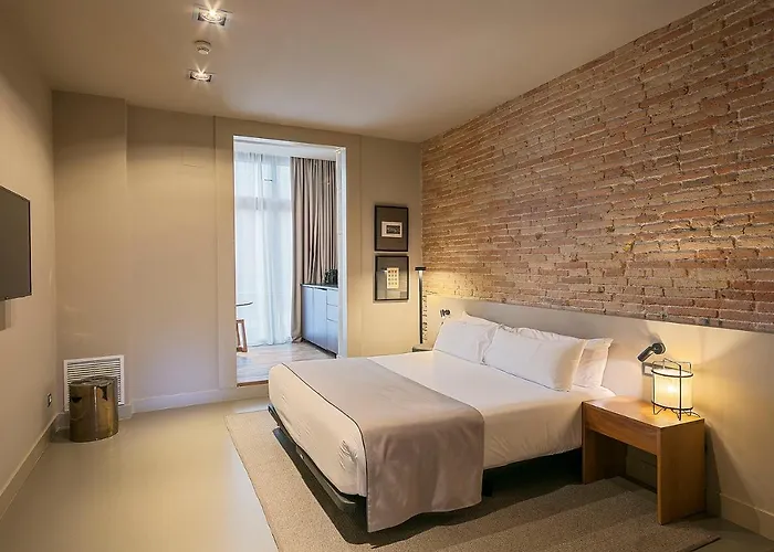 Pensjonat Colectia Pau Claris 4*