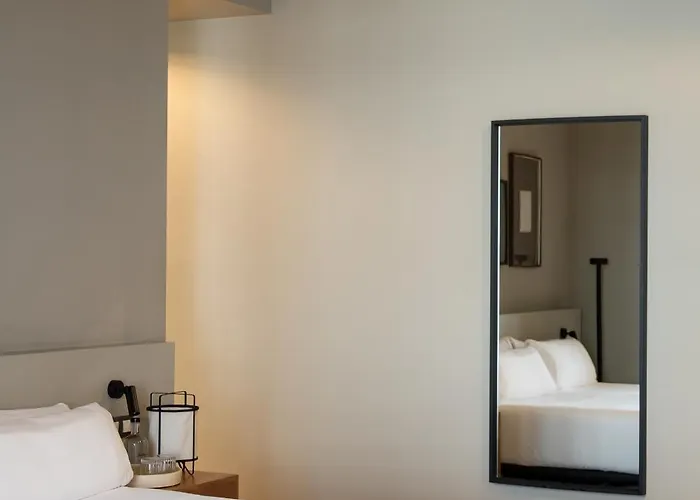 Pensjonat Colectia Pau Claris 4*