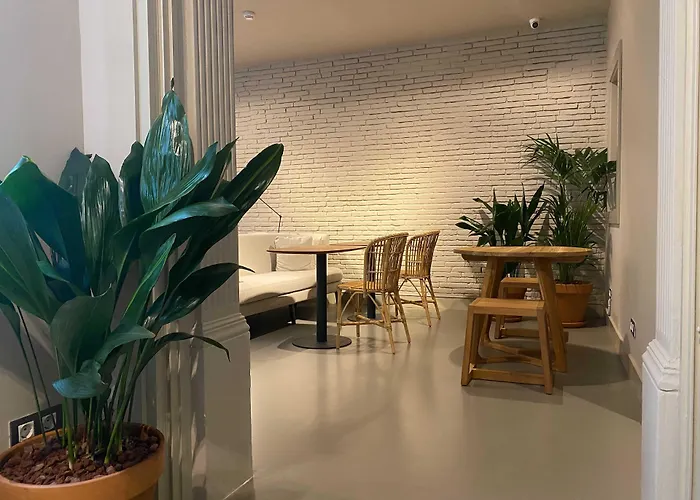 Colectia Pau Claris 4* Barcelona