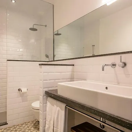 Uma Pau Claris Guest house Barcelona