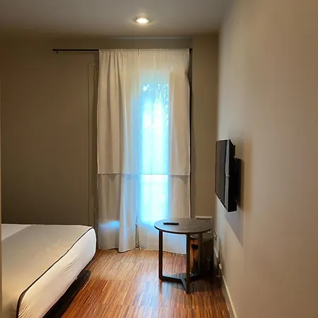 Uma Pau Claris Guest house